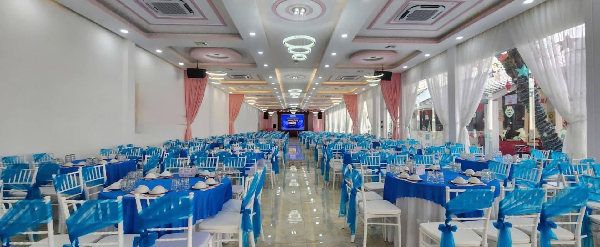 SẢNH TIỆC