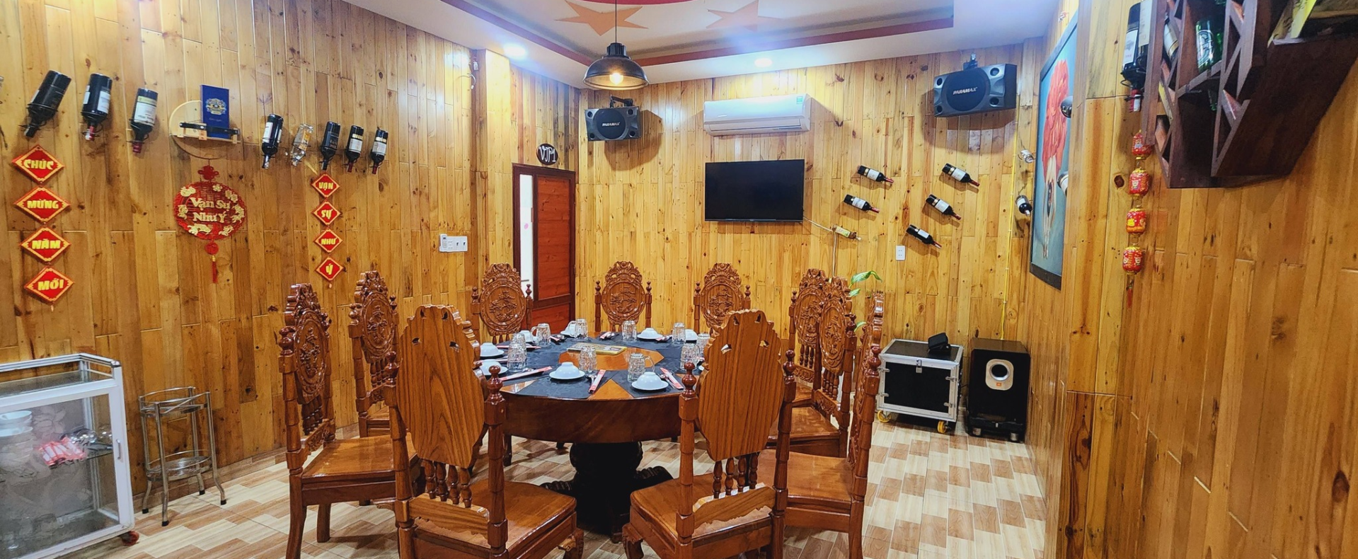 PHONG VIP